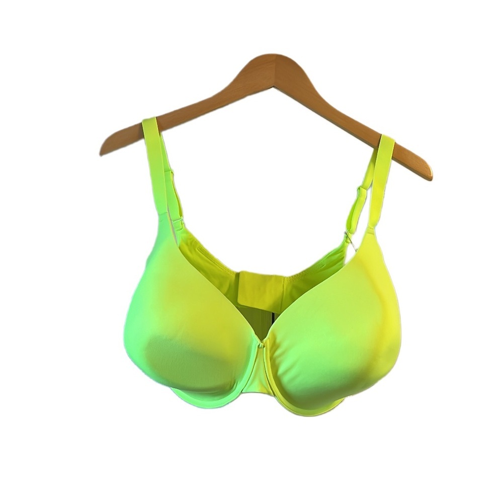 Women’s SKIMS fits everybody T-shirt, Demi bra, green highlighter NWT size 40 H